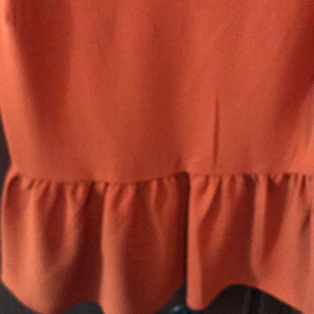 Orange Top - Picture 4 of 5